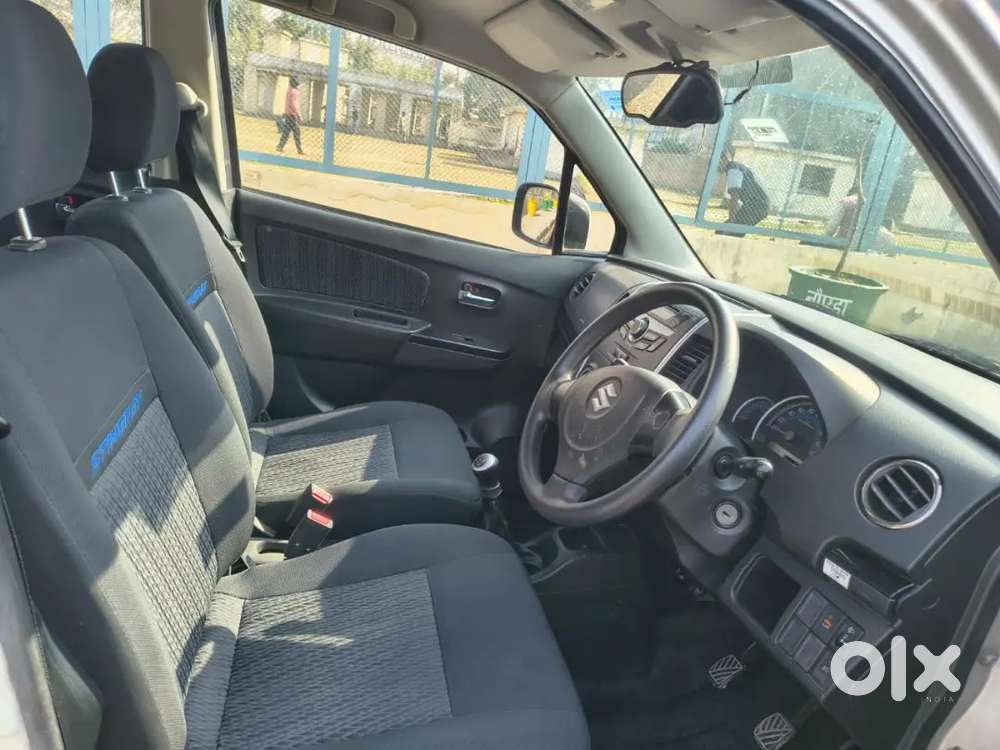 Maruti Suzuki Wagon R Stingray 2013 Petrol Well Maintained