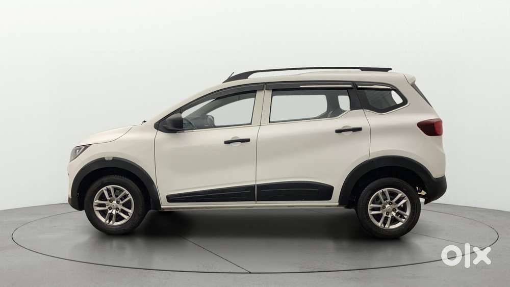 Renault Triber Rxl, 2022, Petrol