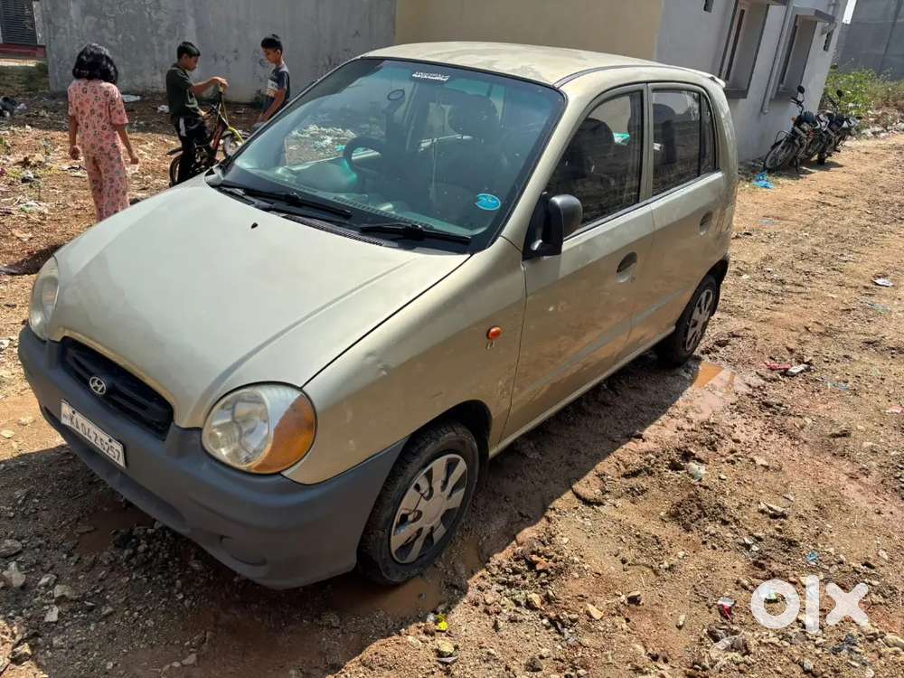 Hyundai Santro Gs Zip 2002