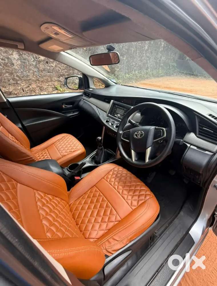 Toyota Innova Crysta 2016