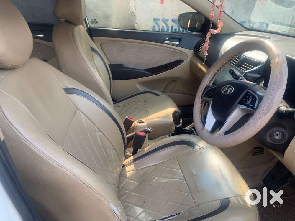 Hyundai Verna Diesel Gl Odometer 135000 Km 2011