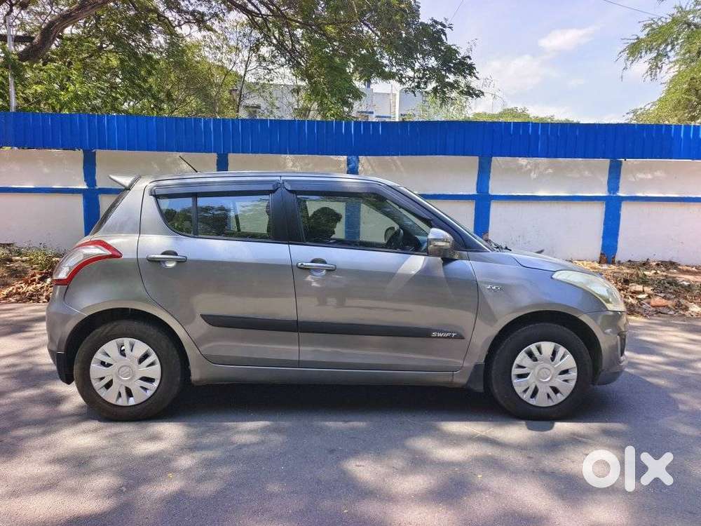 Maruti Suzuki Swift Vxi 1.2 Abs Bs-iv, 2015, Petrol