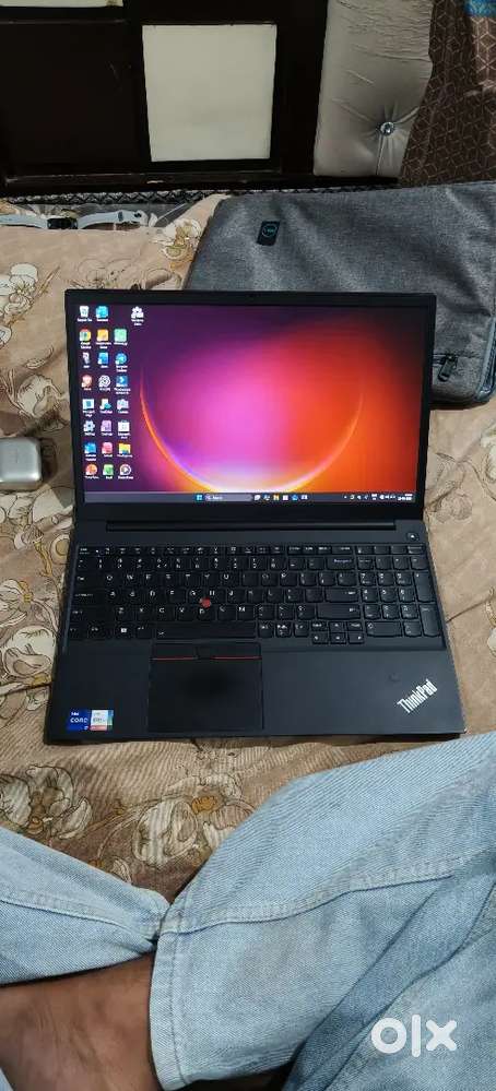 Lenova Laptop i7 intel ( 16-512gb ) Best battery backup -