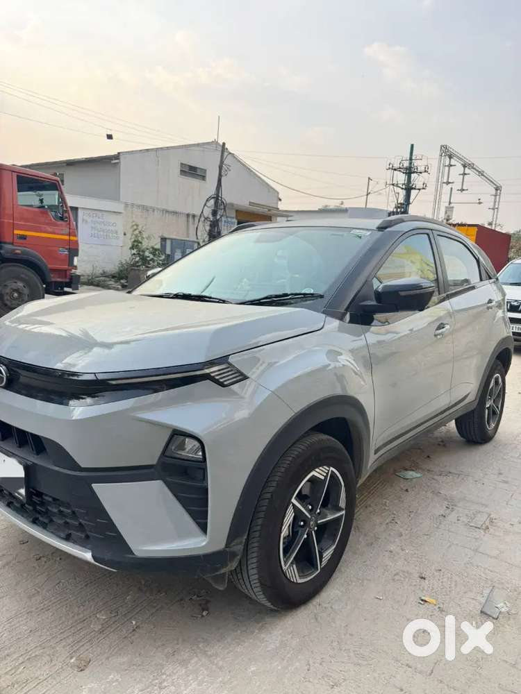 Tata Nexon 2026 Petrol 1232 Km Driven