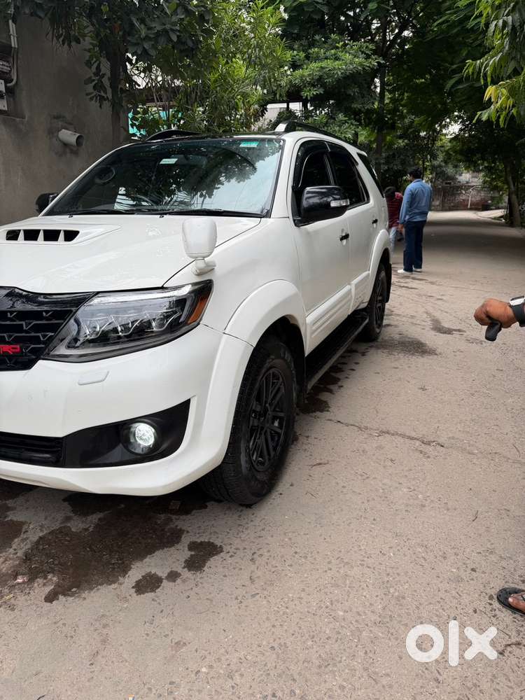 Toyota Fortuner Diesel 2013