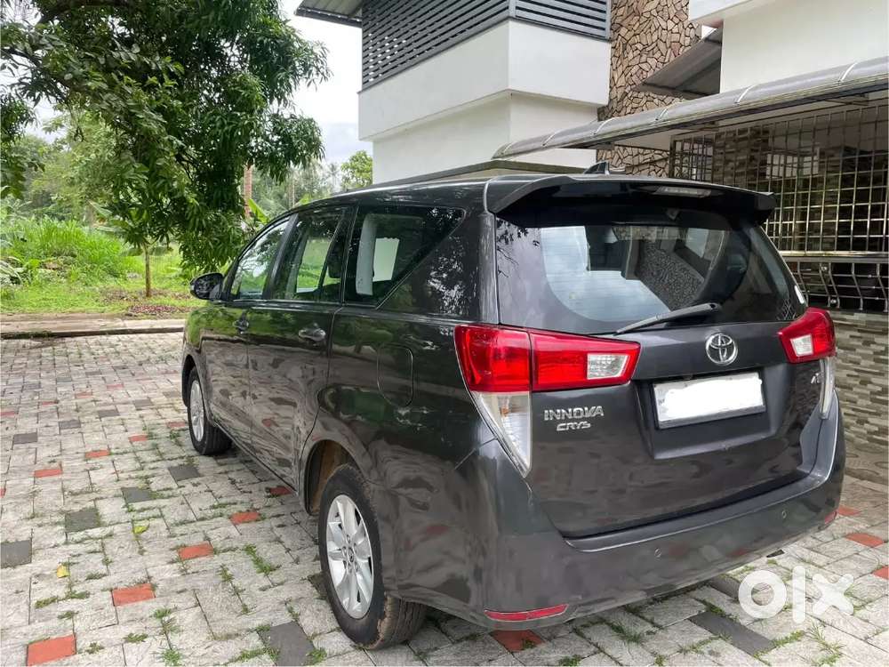 Toyota Innova Crysta 2017 Diesel Manual Car