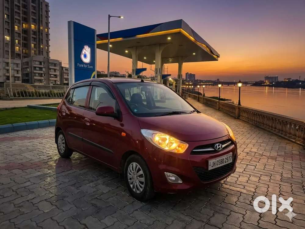 Hyundai I10 2015 Petrol 28000 Km Driven