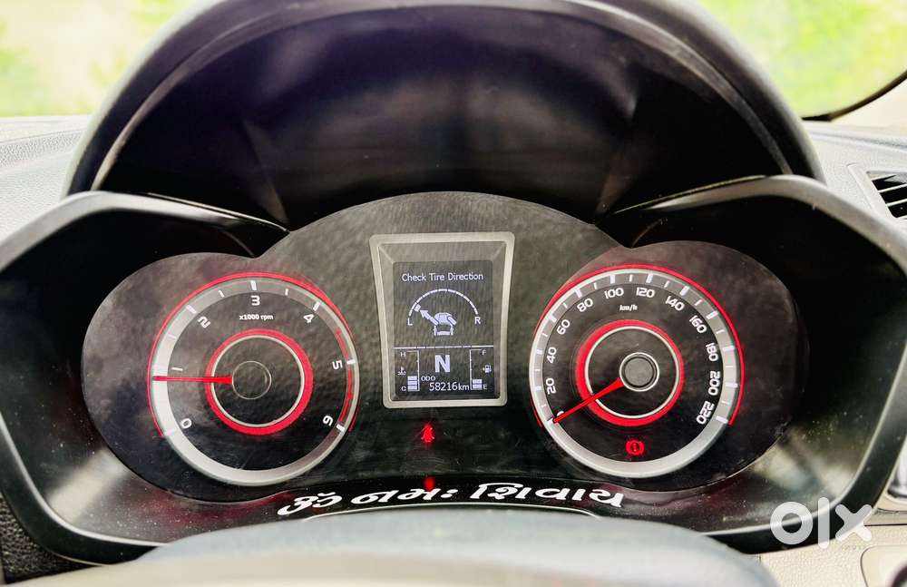 Mahindra Xuv300 W8 Diesel, 2022, Diesel