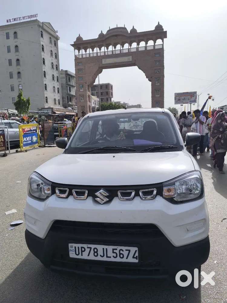 Maruti Suzuki S-presso 1.0 Vxi 2026