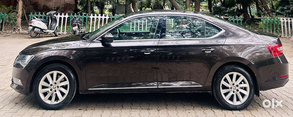 Skoda Superb 2.0 Tsi At L&k, 2018, Petrol