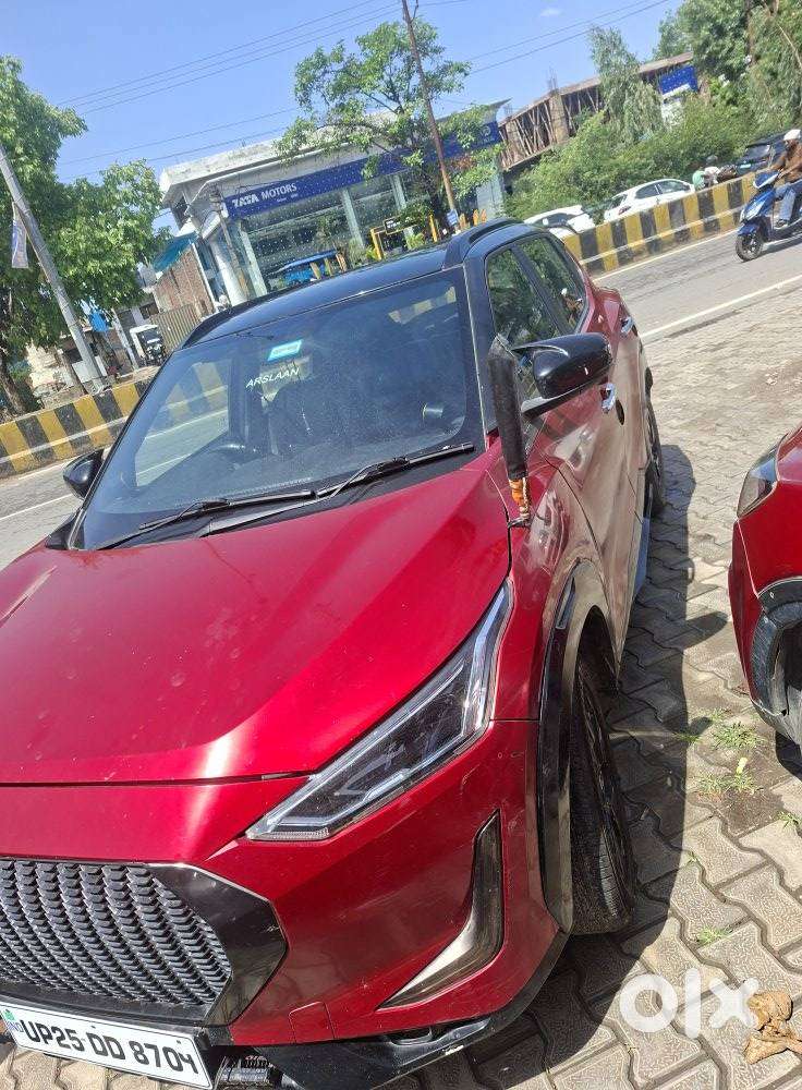 Nissan Magnite 1.0 Xv Premium Dual Tone, 2021, Petrol