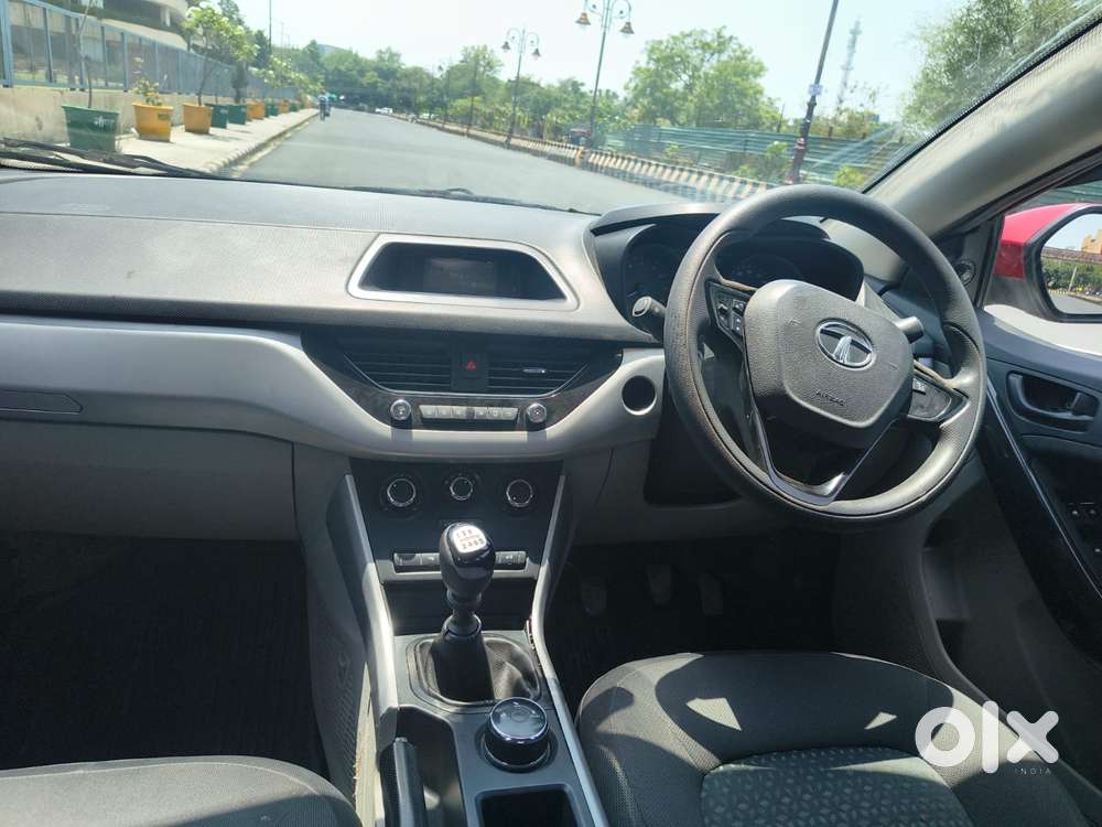Tata Nexon 1.2 Revotron Xm (s), 2019, Cng & Hybrids