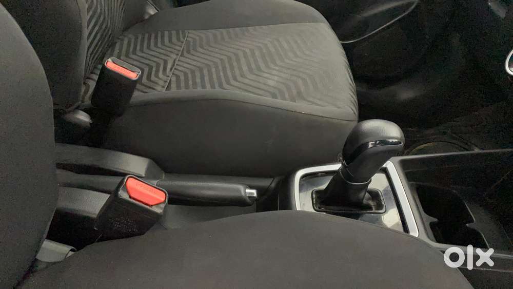 Maruti Suzuki Swift Amt Zxi, 2018, Petrol