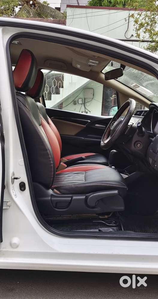Honda Jazz V Automatic, 2018, Petrol