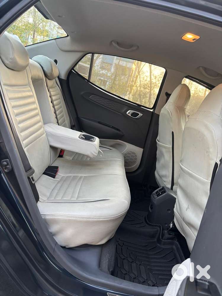 Hyundai Aura 1.2 Sx Cng, 2023, Cng & Hybrids