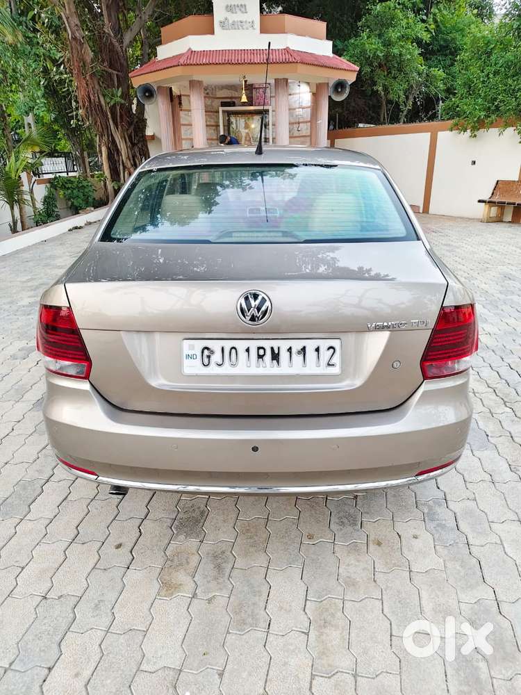 Volkswagen Vento Diesel Highline, 2015, Diesel