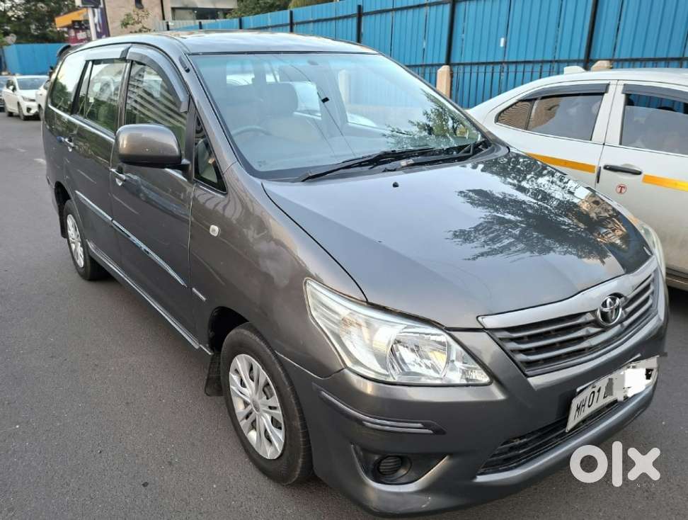 Toyota Innova 2.5 G (diesel) 8 Seater, 2012, Diesel