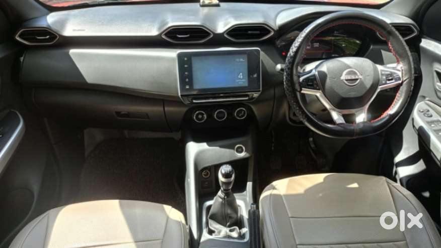 Nissan Magnite 1.0 Xv, 2022, Petrol