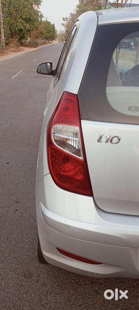 Hyundai I10 Sportz 1.1l, 2015, Cng & Hybrids