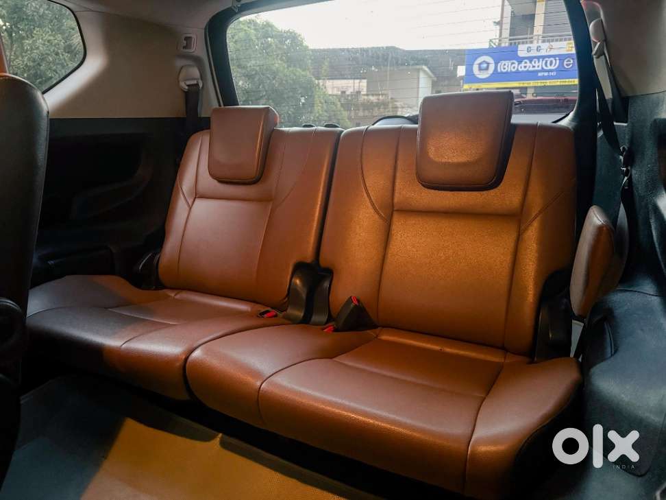 Toyota Innova Crysta 2.8z Automatic, 2016, Diesel