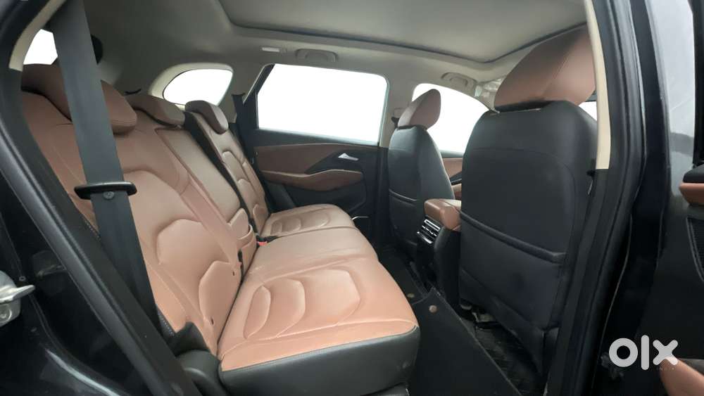 Mg Hector Plus Savvy Pro 1.5 Turbo Petrol Cvt 7 Str, 2023, Petrol