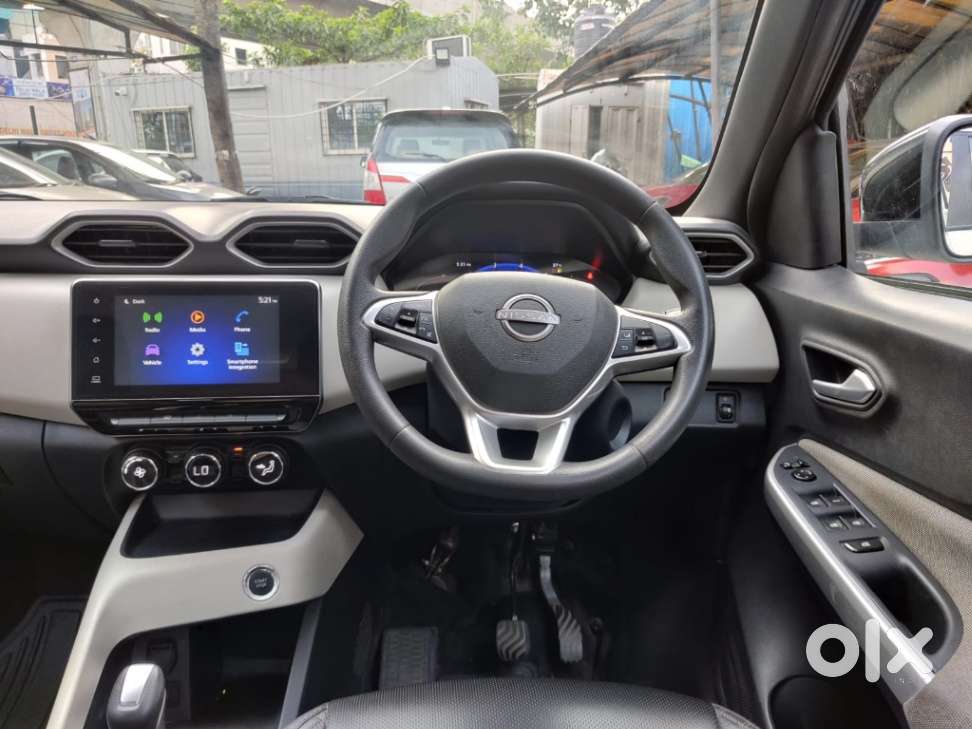 Nissan Magnite 1.0 Xv Turbo Cvt, 2022, Petrol