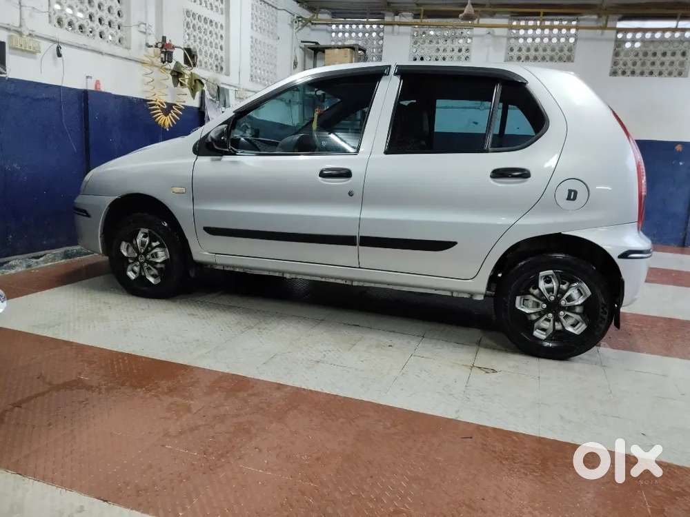 Tata Indica V2 2013 Diesel 58000 Km Driven Genuine Kilometre