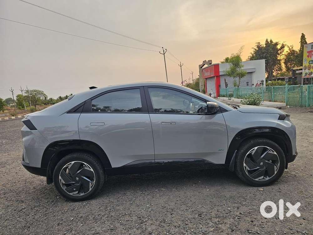 Tata Curvv Ev (top End Model)