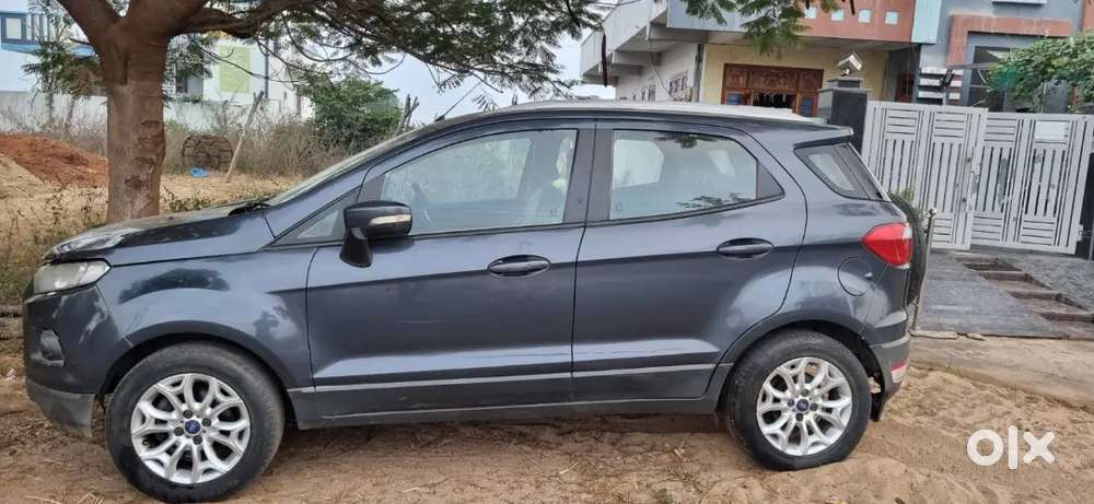 Ford Ecosport 2013 Diesel 120000 Km Driven