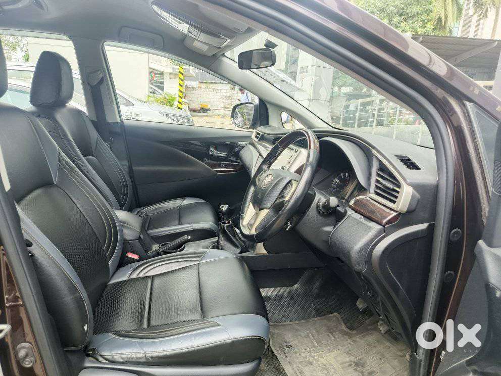 Toyota Innova Crysta 2.4 V 8 Str, 2018, Diesel