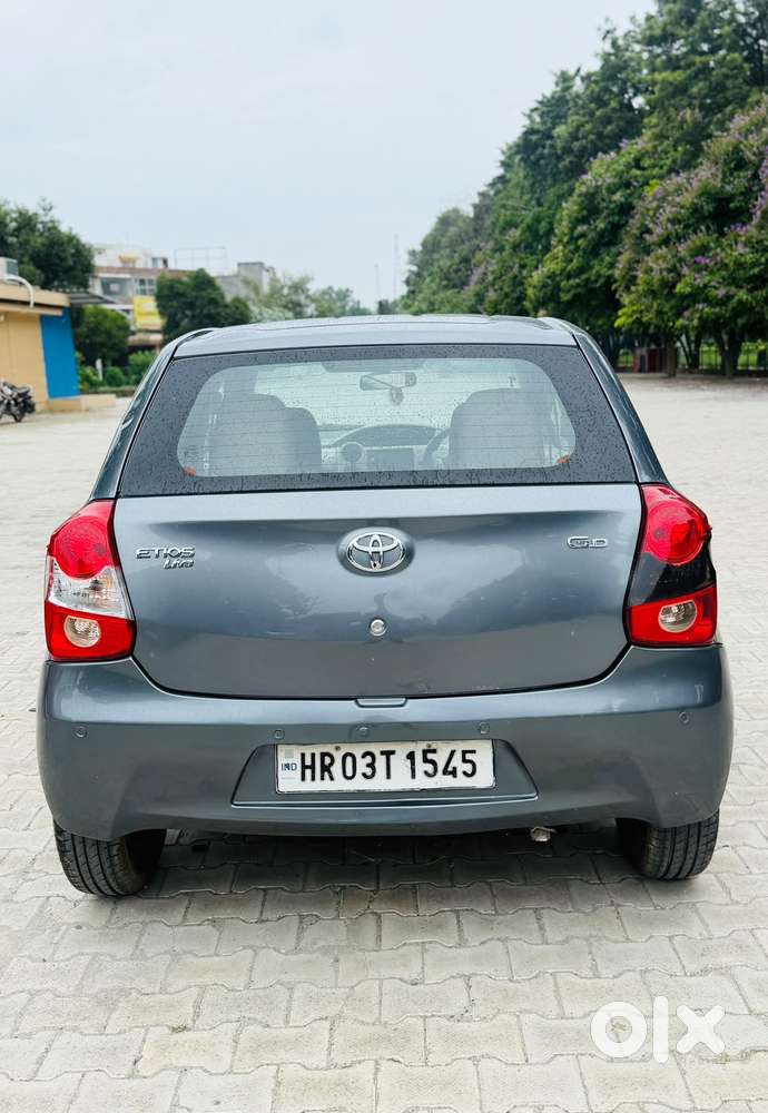 Toyota Etios Liva, 2015