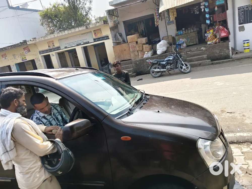 Mahindra Quanto 2013 Diesel 80000 Km Driven