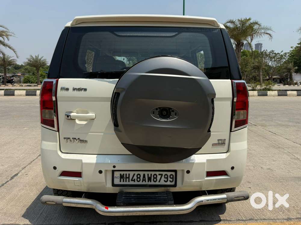 Mahindra Tuv 300 T10 Amt (automatic), 2017, Diesel