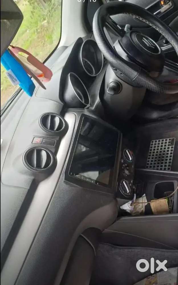 Maruti Suzuki Swift Vxi
Petrol 
2 Key 
Full Vimo
Tuch Screen Tep