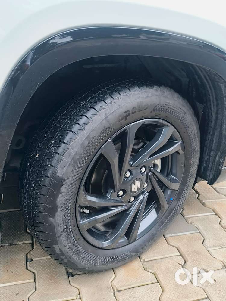 Maruti Suzuki Grand Vitara 1.5 Zeta Plus Intelligent Hybrid Ecvt, 20..