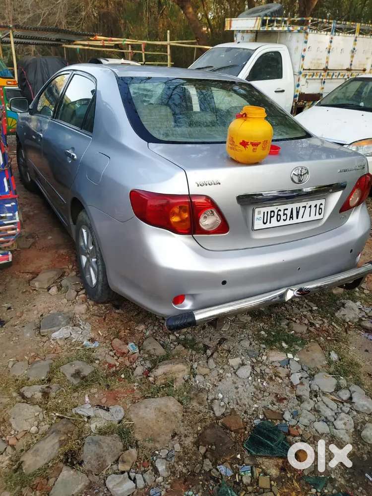 Toyota Corolla Altis 2010