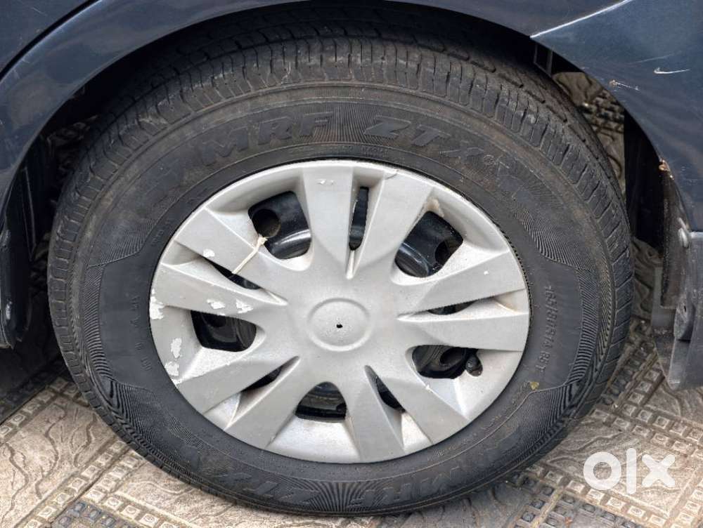 Maruti Suzuki Swift Dzire 1.2 Vxi Bsiv, 2011, Petrol