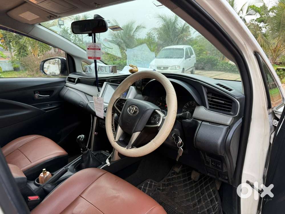 Toyota Innova Crysta 2017 Diesel Manual