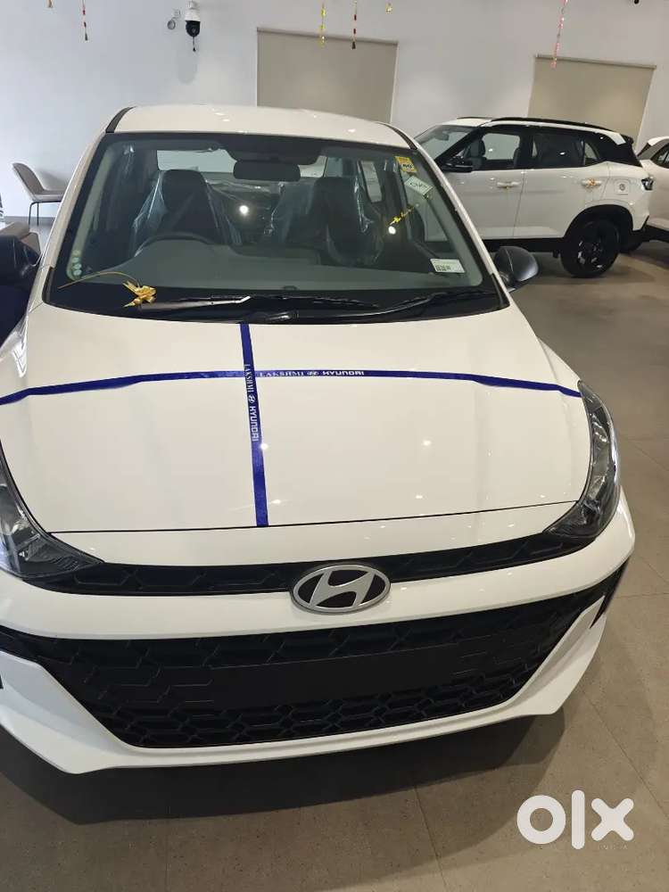 Hyundai Aura 1.2 2026 Petrol Manual