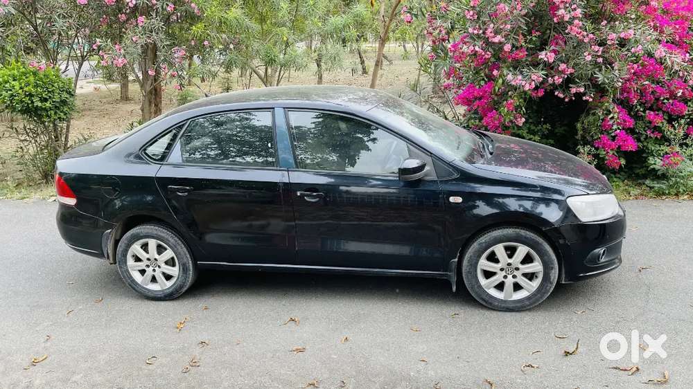 Volkswagen Vento 2011 Highline Petrol