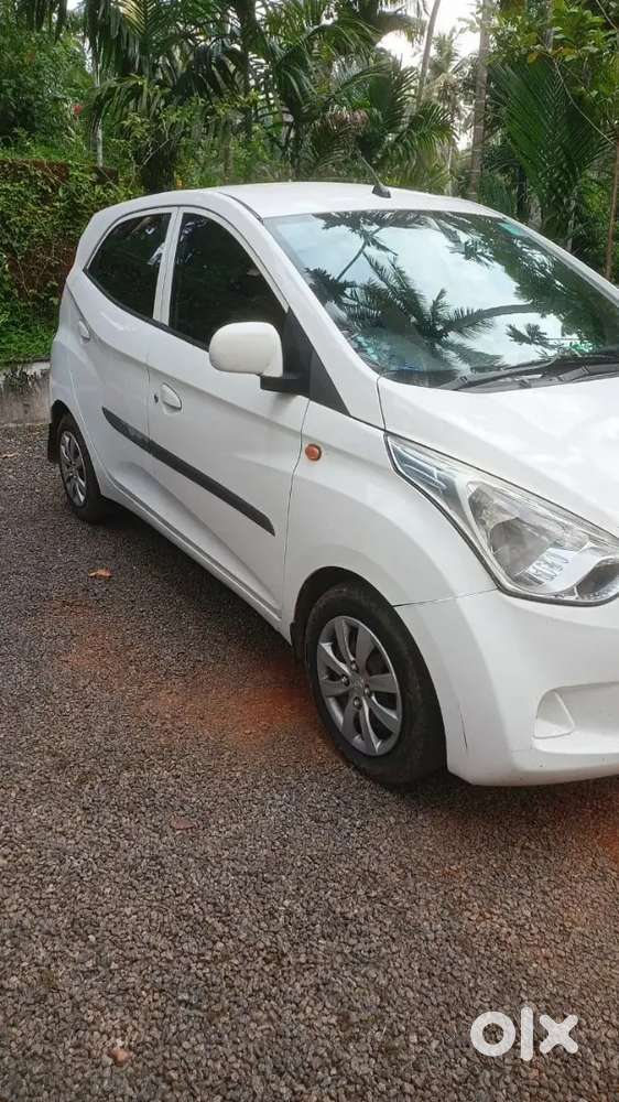 Hyundai Eon 2012 Petrol Well Maintained