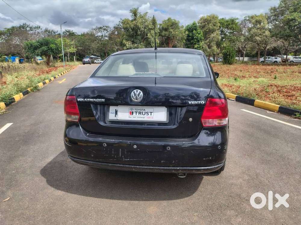 Volkswagen Vento, 2011, Petrol