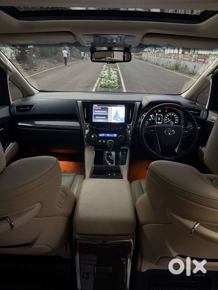 Toyota Vellfire Vip – Executive Lounge, 2020, Petrol