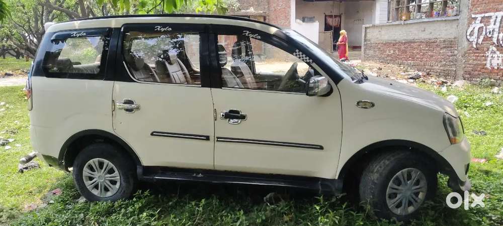 Mahindra Xylo 2016