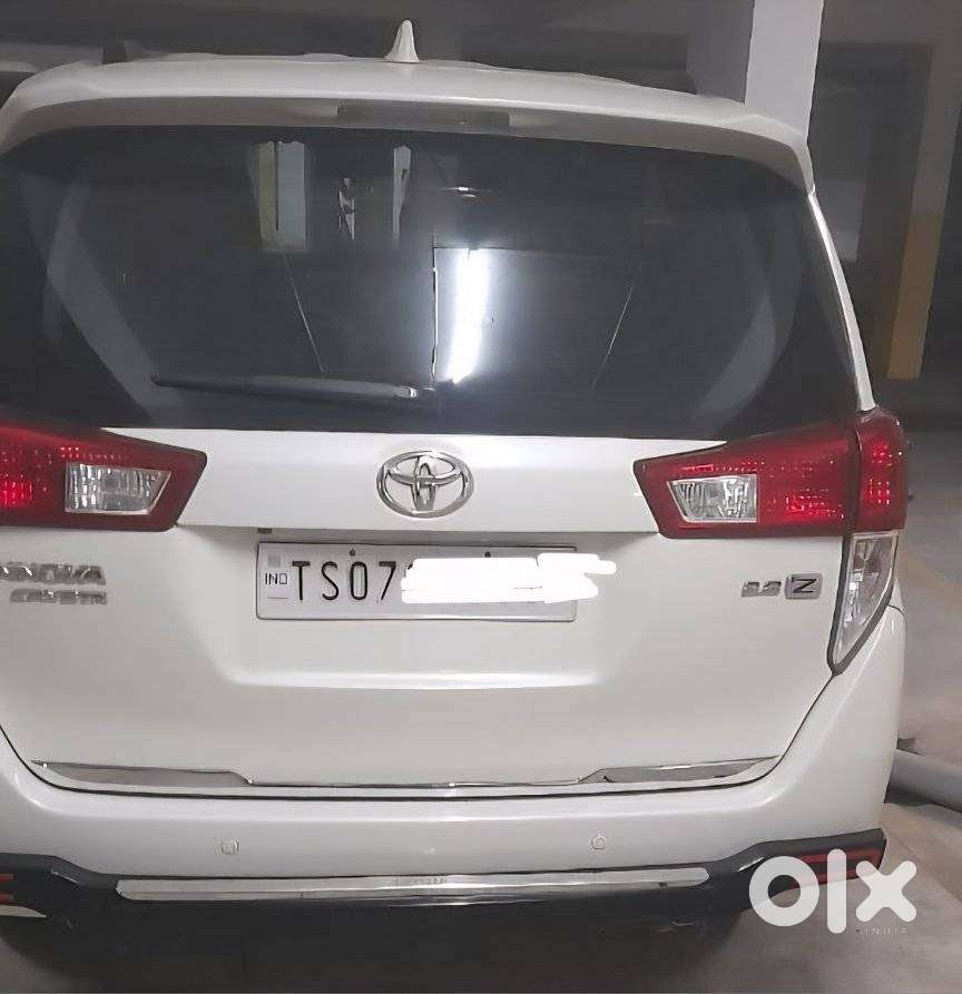 Toyota Innova Crysta 2.8z Automatic, 2018, Diesel