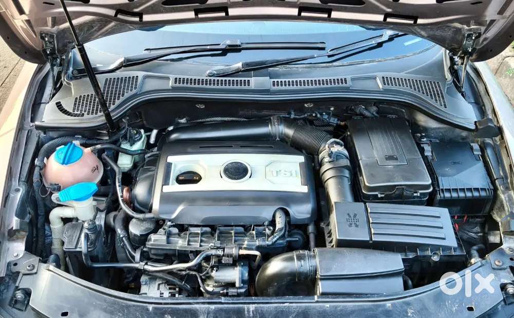 Skoda Superb 2013 Petrol 78000 Km Second Owner
