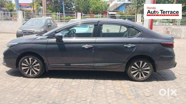 Honda City Zx Petrol Mt, 2023, Petrol