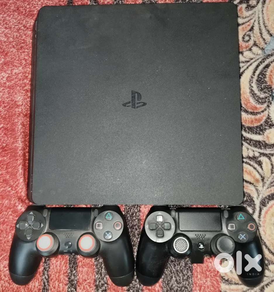 Sony PS4 Slim
