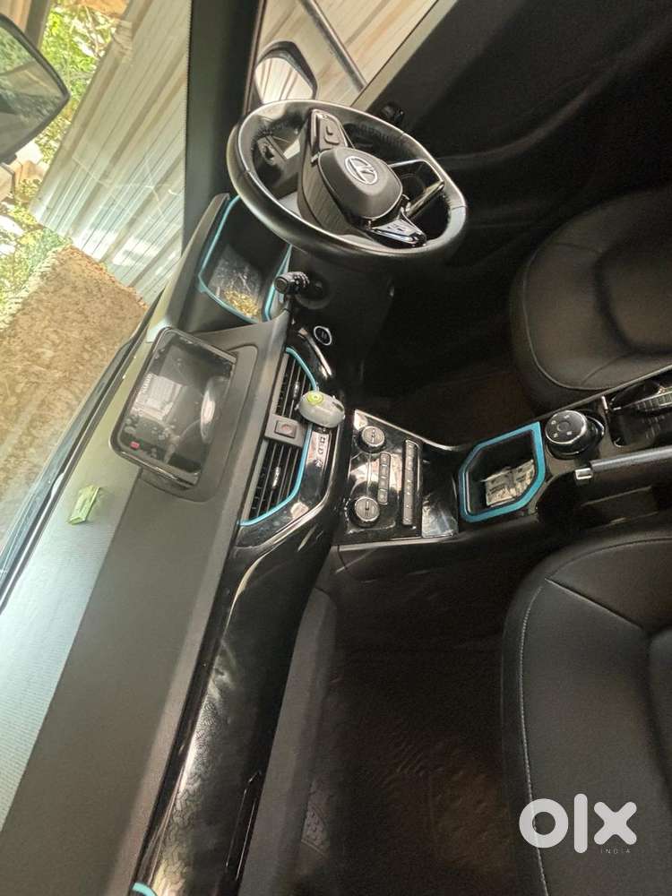 Tata Nexon Ev Top Model Sunroof
