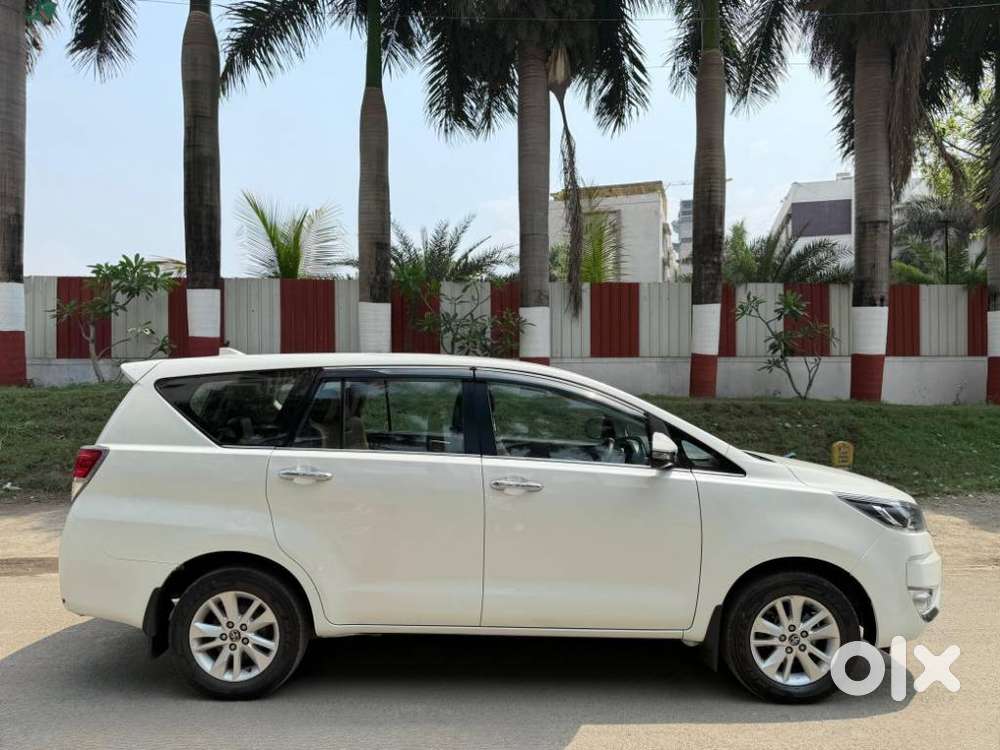 Toyota Innova Crysta 2.4 V, 2018, Diesel